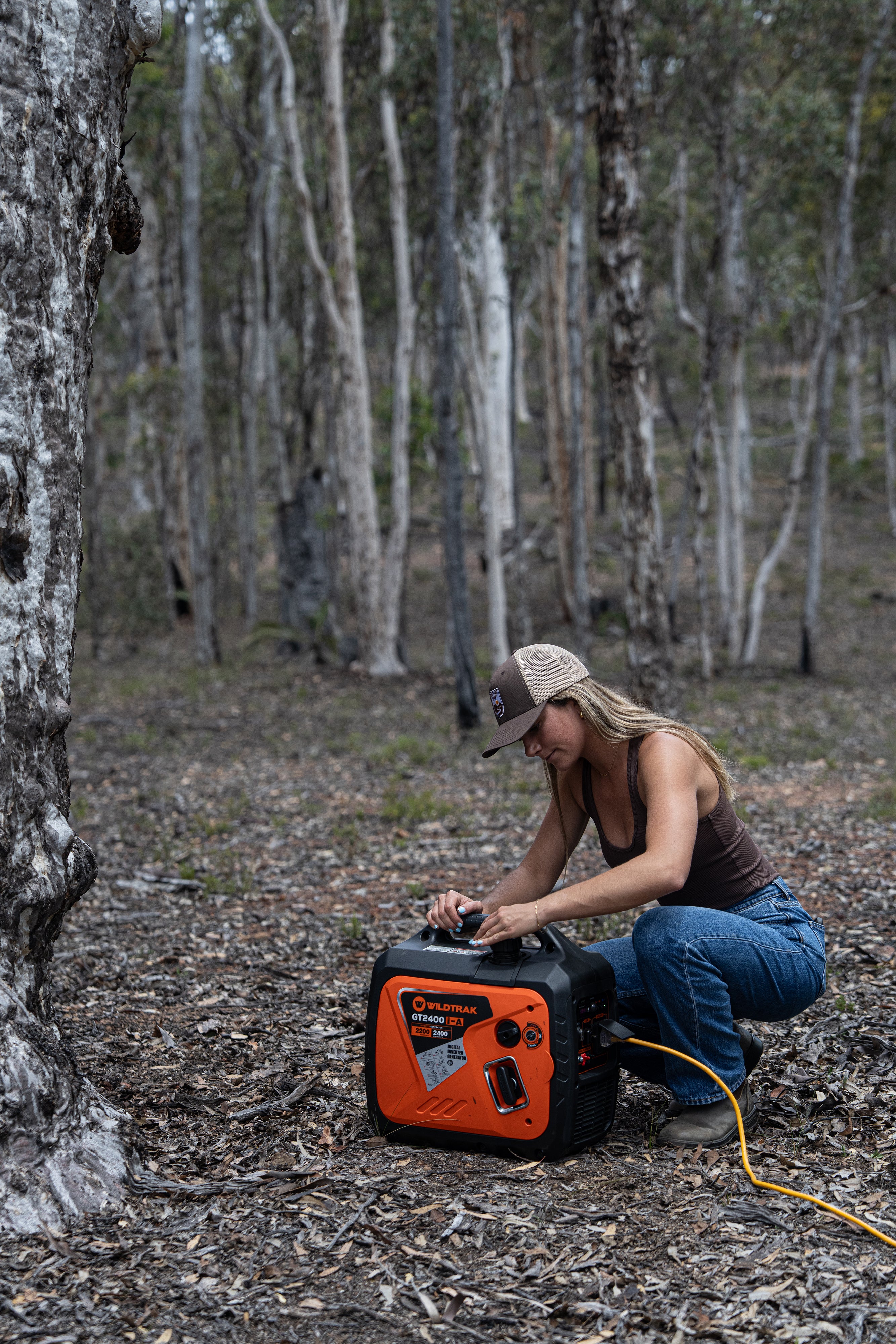 GT2400 i-A Pro Silent Inverter Generator | 2.4KW | 2400W Portable Power Station | Compact Petrol Generator for Camping & Home Backup