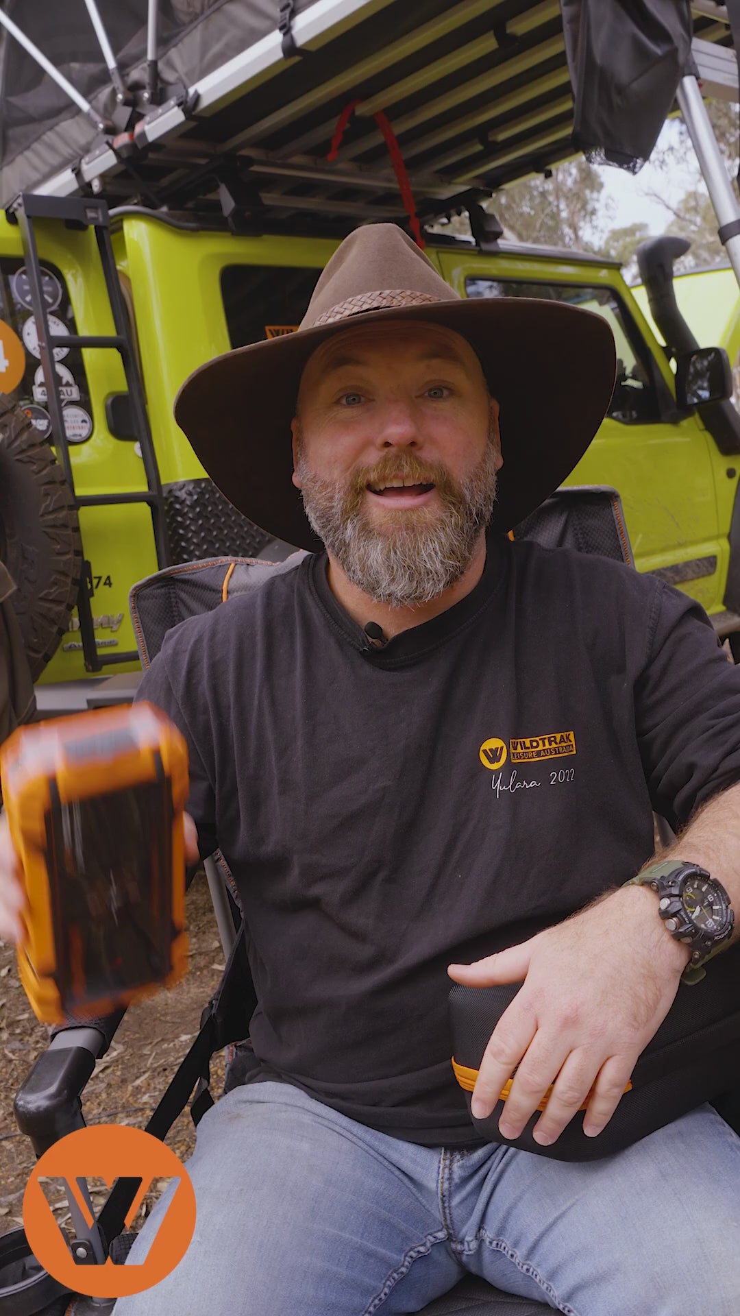 Wildtrak™ Heavy-Duty 4000A 28KMAH HP Lithium Car & 4WD Jump Starter (Petrol & Diesel) with Case, USB C Port & Wireless Charging